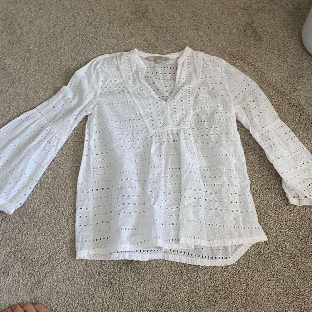 Ann Taylor loft white 3 quarters top size xs